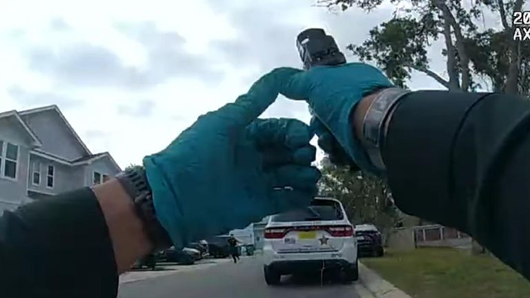 Florida: Police officer shoots at unarmed suspect after mistaking acorn ...