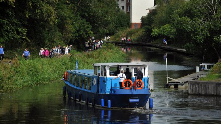 John Muir Way Free Forth and Clyde Canal boat trips in