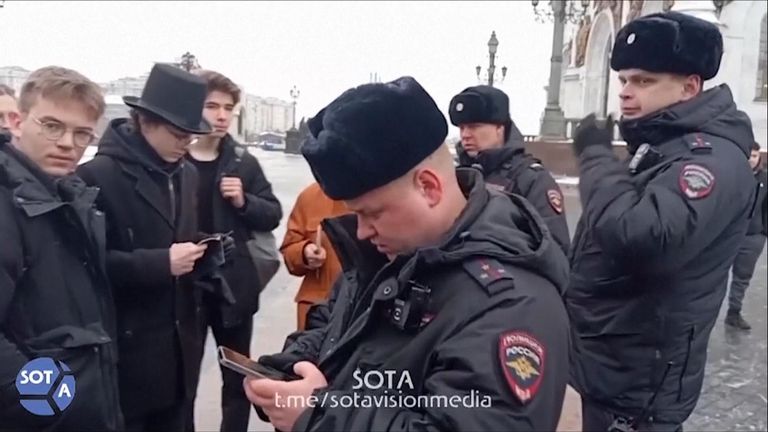 Video shows police checking IDs of some people who came to cathedral in Moscow to honour memory of Navalny
