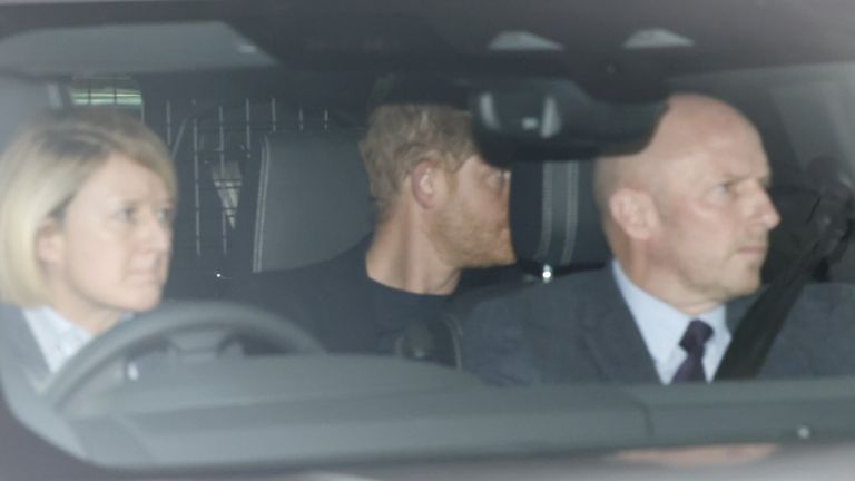 Prince Harry is seen arriving at Clarence House.
Pic: LNP