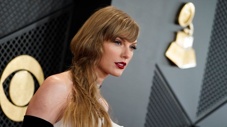 According to Forbes, Taylor Swift is now a billionaire.Image: AP