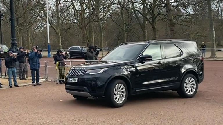 Prince Harry arrives at Clarence House to see the King