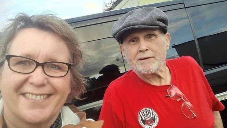 Sam Smith-Higgins with her father, Phil Smith, who died after testing positive for COVID. Pic: Sam Smith-Higgins