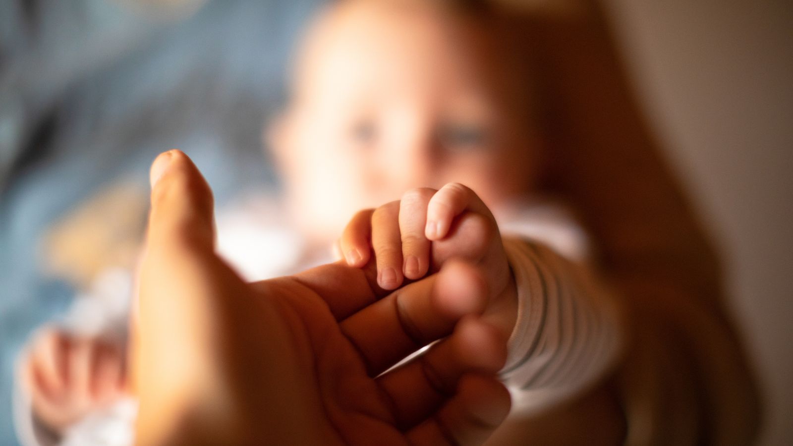 „Бебета с пандемия“ на COVID-19, родени с „очарователна“ защита срещу обичайно състояние, установява проучване