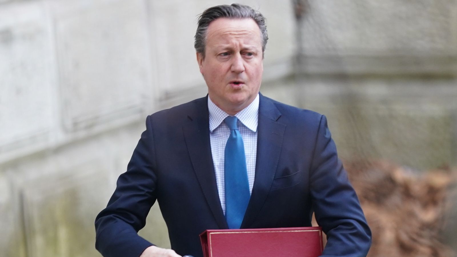 David Cameron holds talks with  Donald Trump as part of US visit