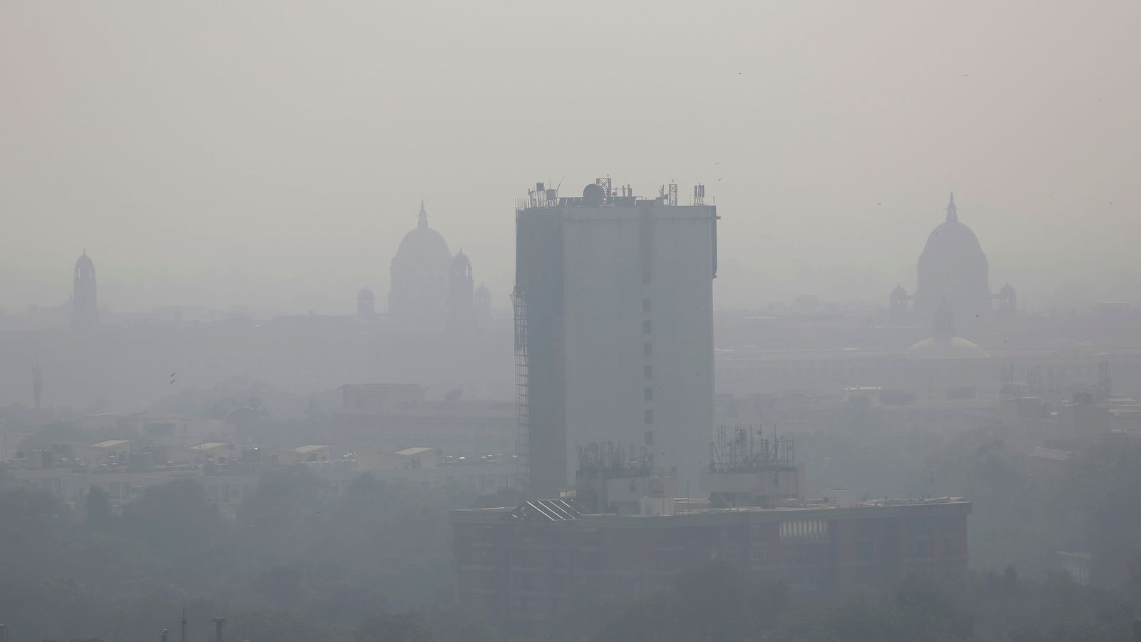 Делхи: Най-замърсената столица на Индия в света, се казва в доклада