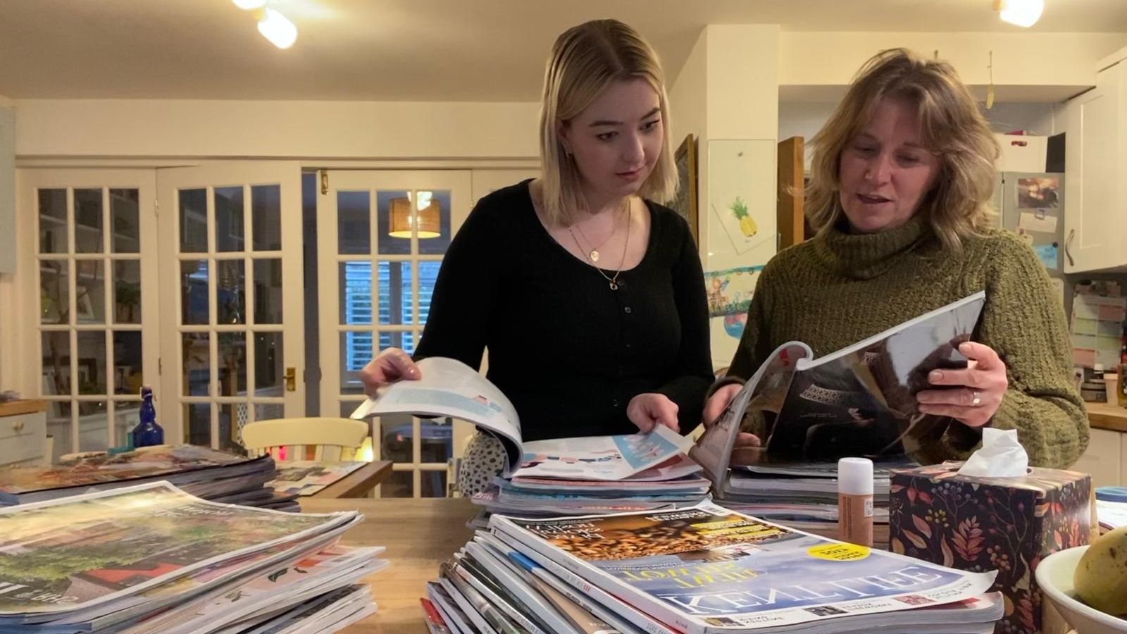 '£2,000 landed in my account' - The people who say they're manifesting ...