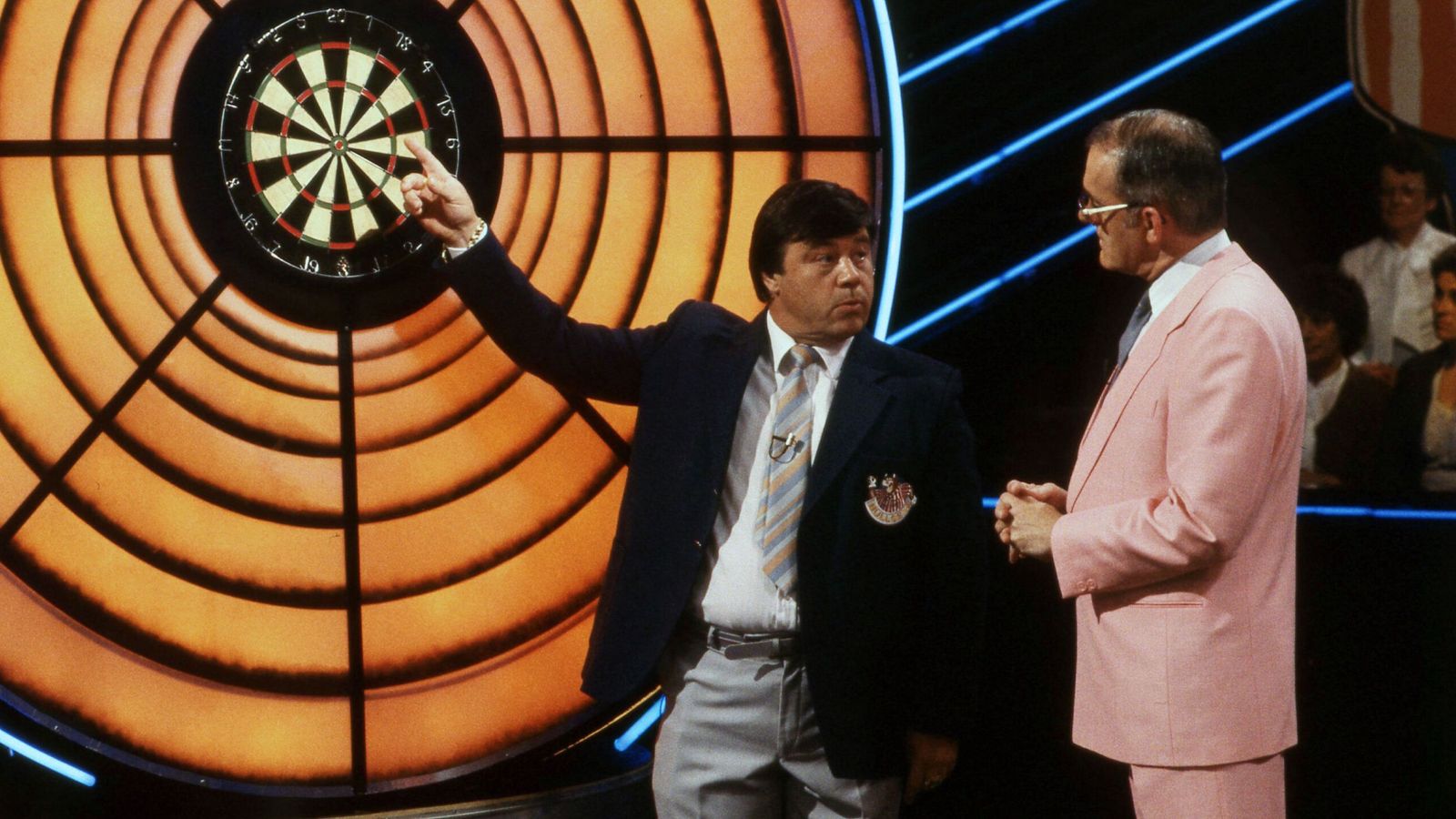 tony-green-bullseye-darts-legend-dies-aged-85-after-battle-with