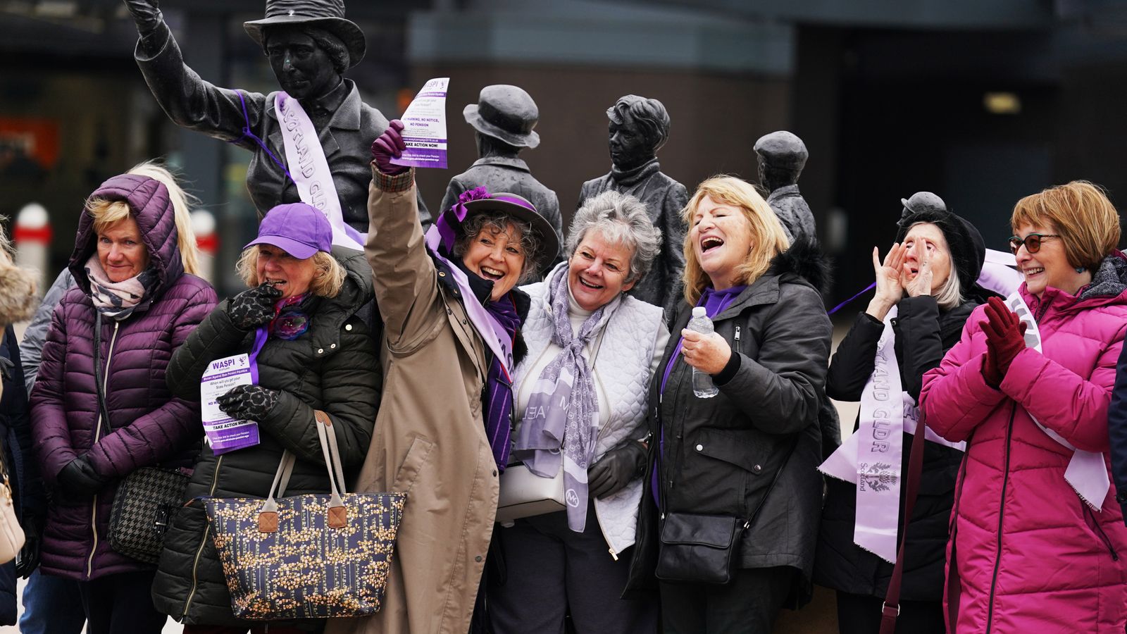 Women affected by change in state pension age 'are owed compensation', report finds