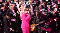 Ryan Gosling along with guitarist Slash performs "I&#39;m Just Ken"