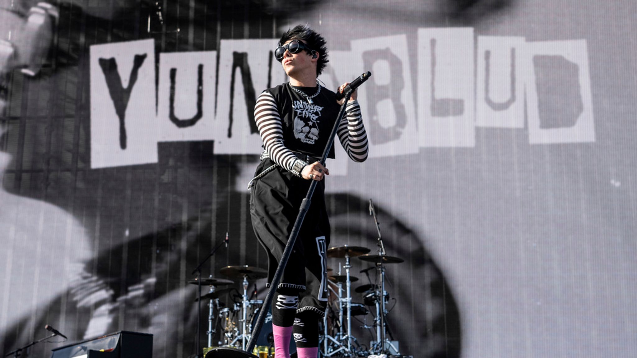 Does Yungblud Write His Own Songs