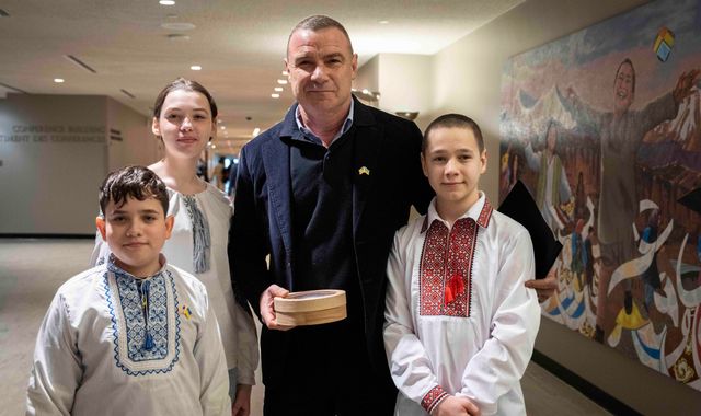 Liev Schreiber on Ukraine's abducted children: 'Being a new father is a reminder of how important it is' - Vimarsana News