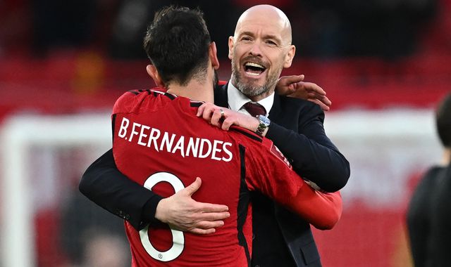 Manchester United 'can beat anyone' says Erik ten Hag as Liverpool manager Jurgen Klopp loses cool with reporter - Channel 103