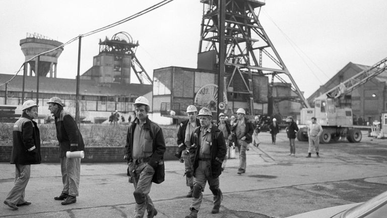 Miners return to work at Betteshanger Colliery after a year on strike.
Picture by: PA/PA Archive/PA Images
Date taken: 11-Mar-1985