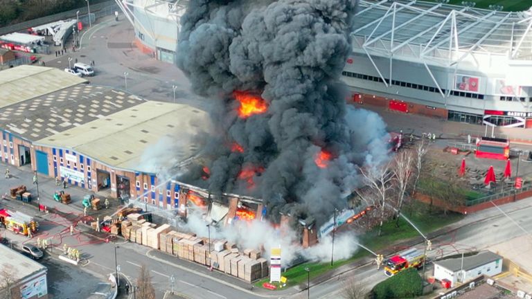 Crews at the scene of the fire in Marine Parade close to Southampton&#39;s St Mary’s football stadium