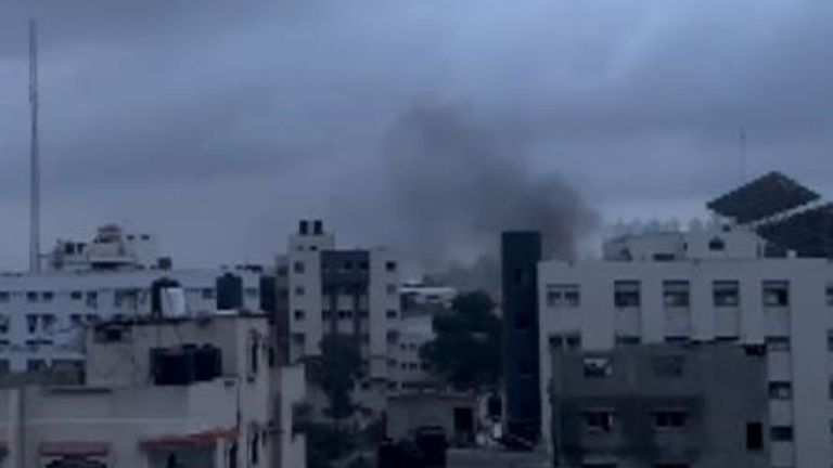 IDF launch another raid on Gaza&#39;s largest hospital after saying Hamas militants regrouped there