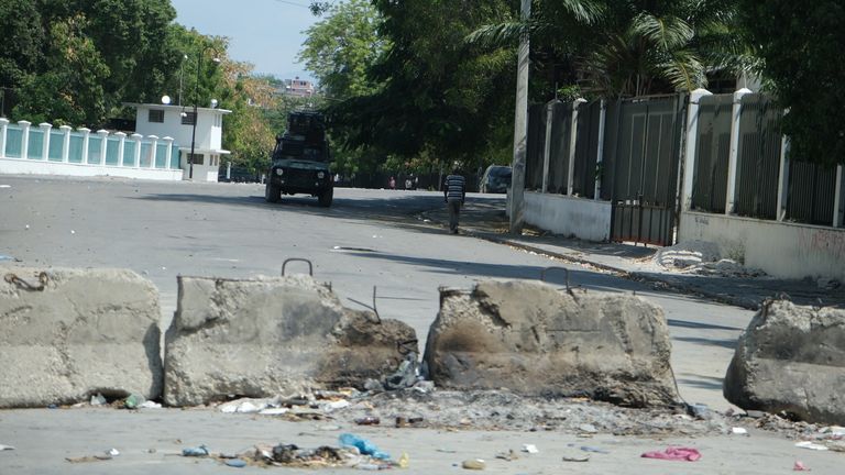 Stuart Ramsay eyewitness Haiti turmoil -police