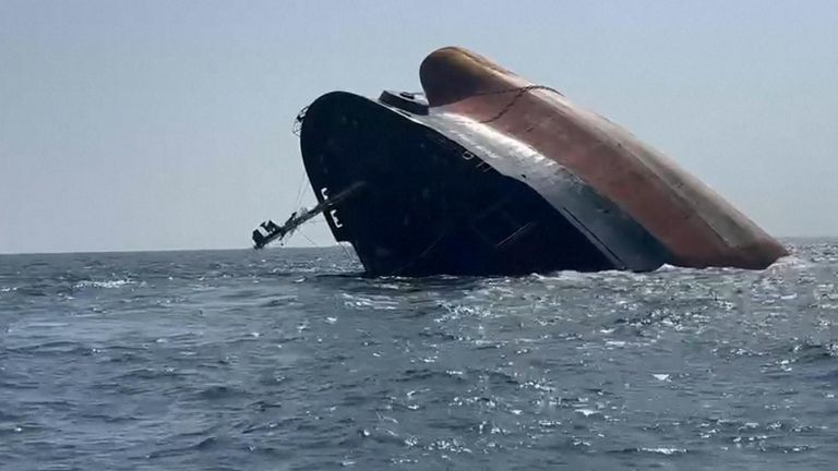 Houthi ship sunk