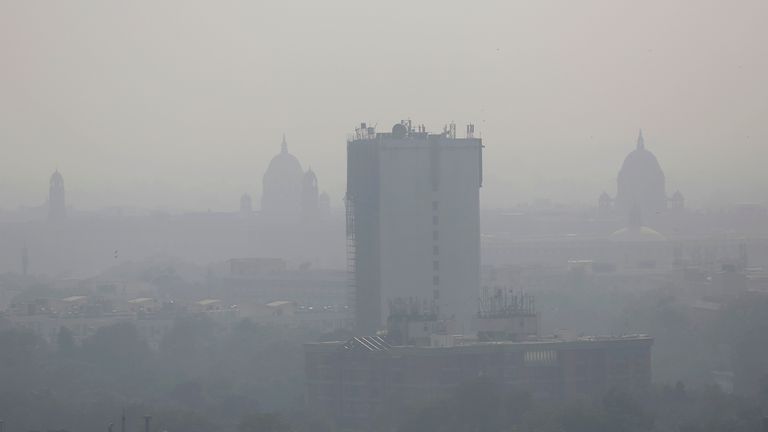 Smog over New Delhi, Delhi, India in 2016. Pic: AP