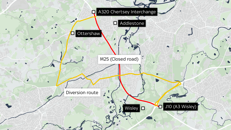 A map showing the M25 closure and the diversion route
