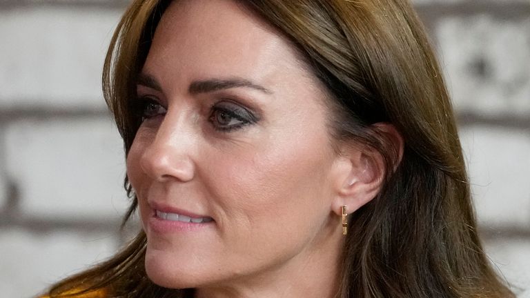 Timeline: Kate's last appearance to cancer announcement - Vimarsana News