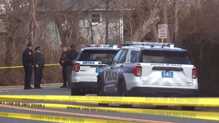 New York: Two human arms and a leg found by schoolgirl in park | US ...