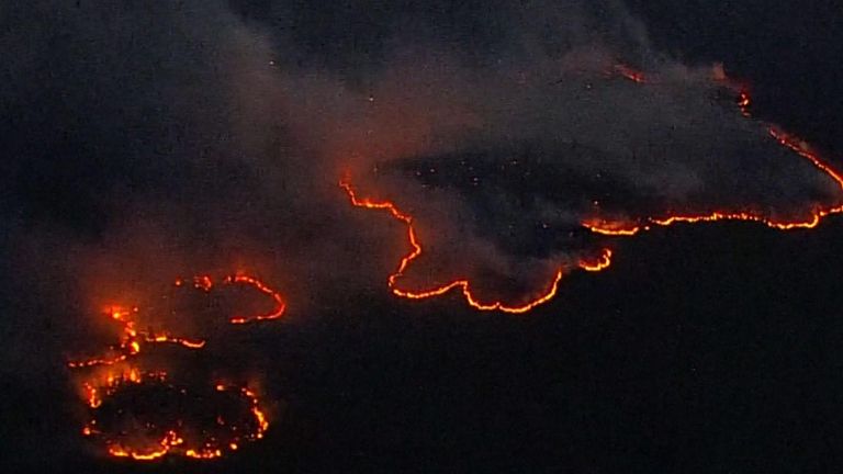 Wildfire spreads across parts of Shenandoah National Park in Virginia