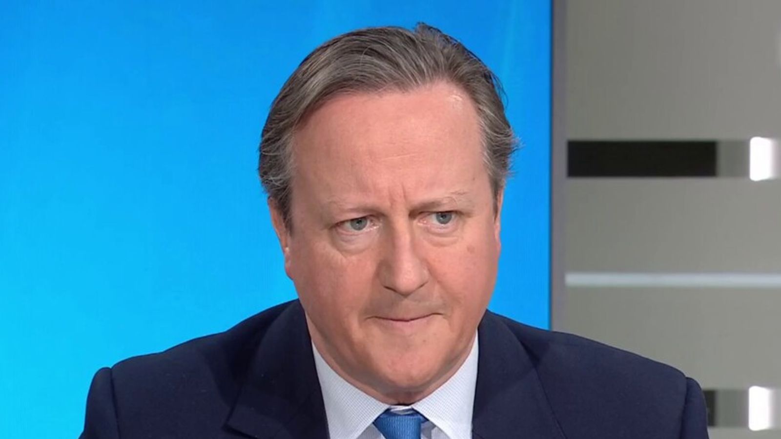Lord Cameron exhorte Israël à « penser avec la tête aussi bien qu’avec le cœur » et à ne pas riposter contre l’Iran |  Actualités politiques