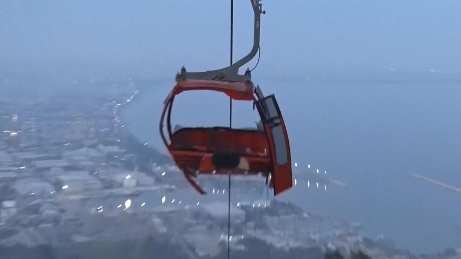 Turkey: Cable car hits pole, sends passengers plummeting to mountainside below