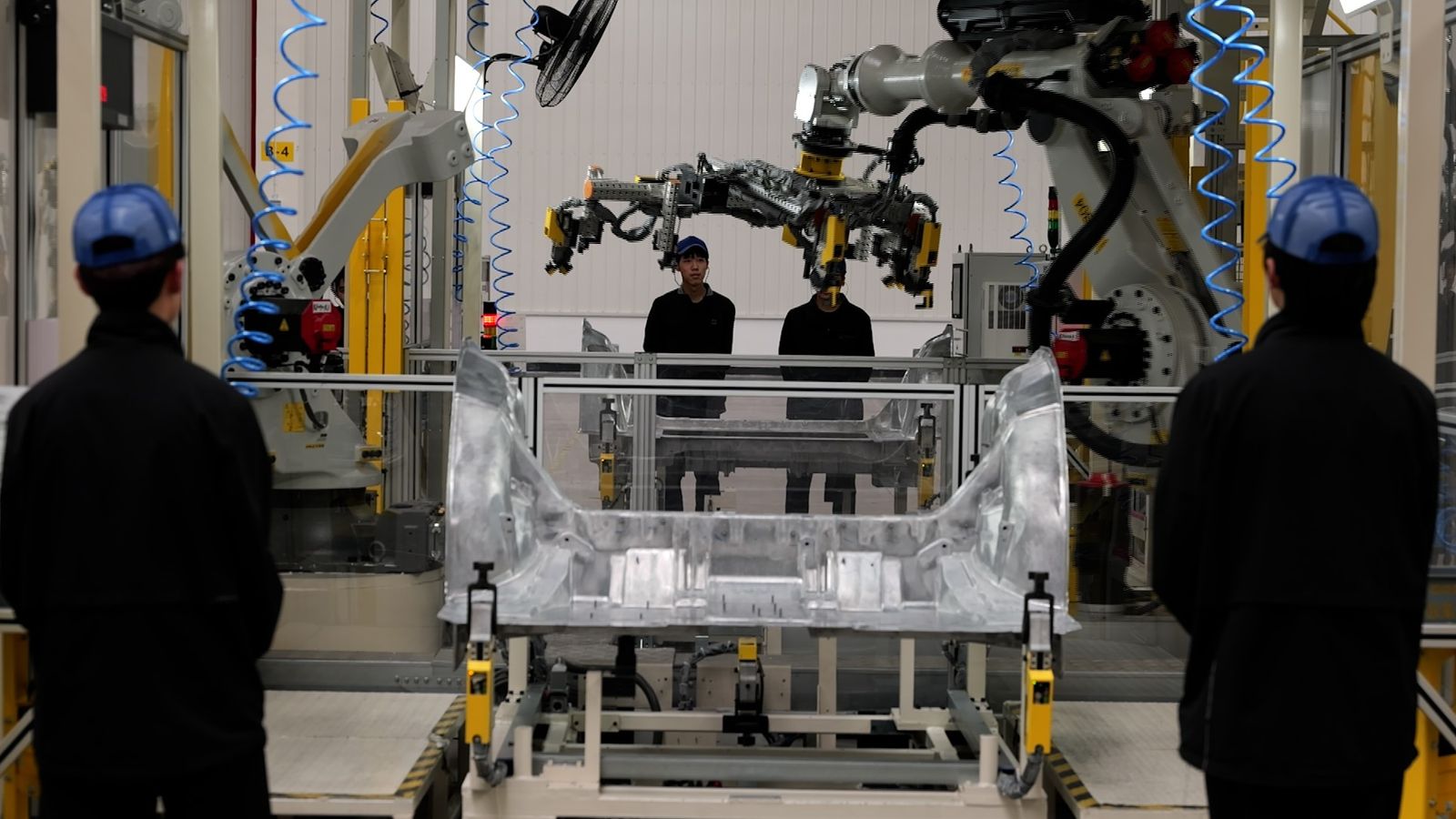 Изображение Китайската автомобилна компания Zeekr пуска луксозни електромобили във фабриката