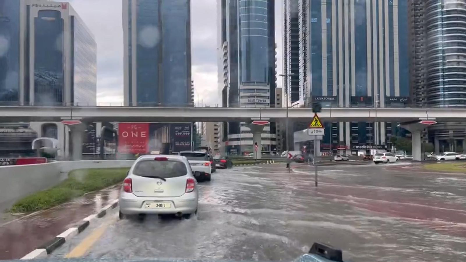 Dubai: Extensive flooding causes disruption in United Arab Emirates ...