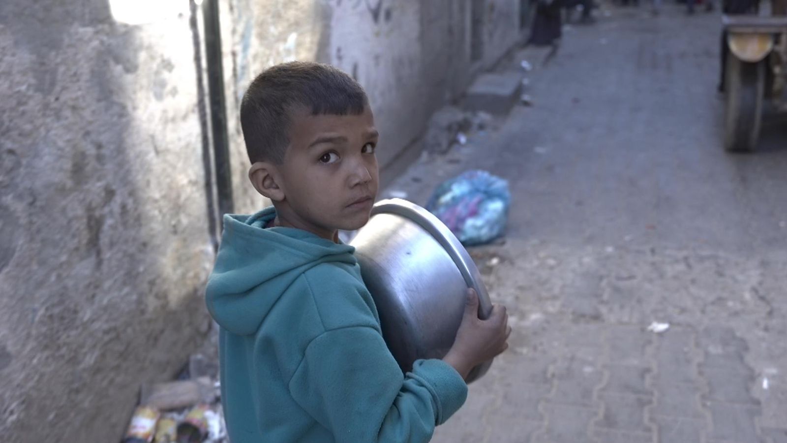 The Starving Gaza Baby A Story Of Hope And Despair - ujxsmyr