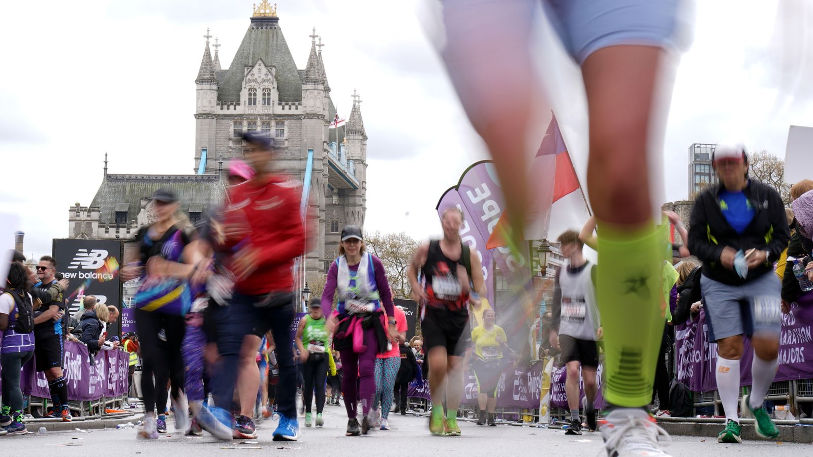 Рекорден брой бегачи ще участват в Лондонския маратон