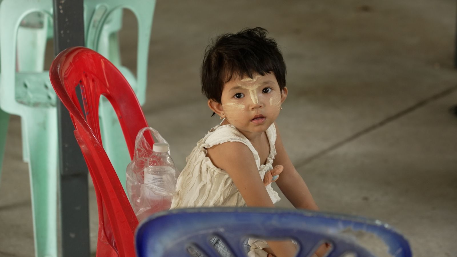 Hundreds of civil war victims treated every day as Myanmar chaos spills over Thailand border