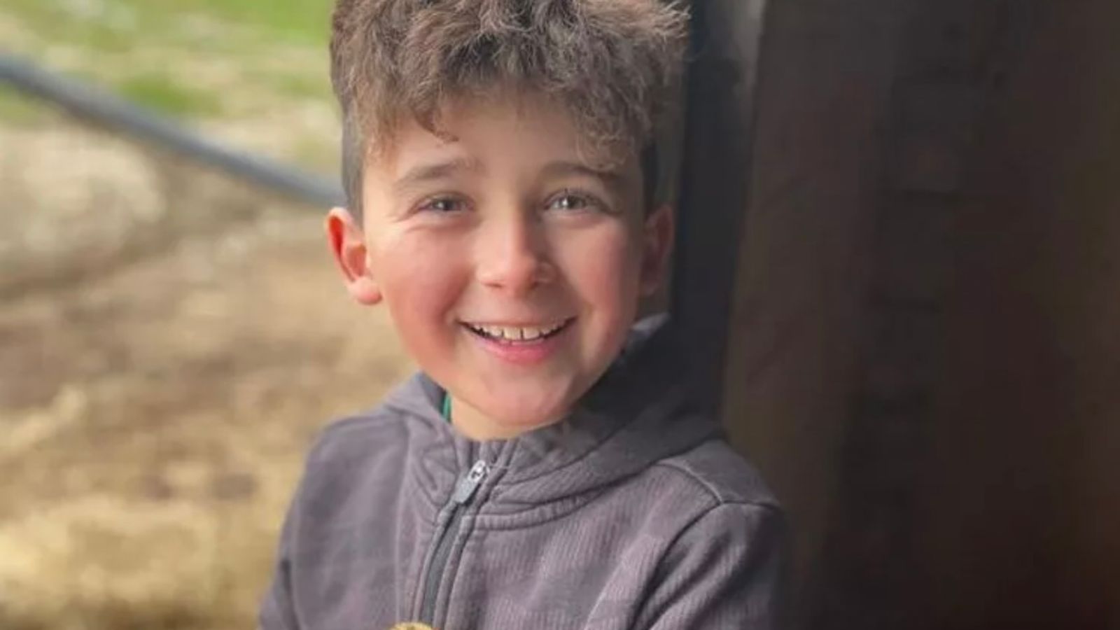 Томос Бънфорд: Момче на девет години загина, след като камион, теглещ вода, се „подхлъзна“ по стръмен хълм