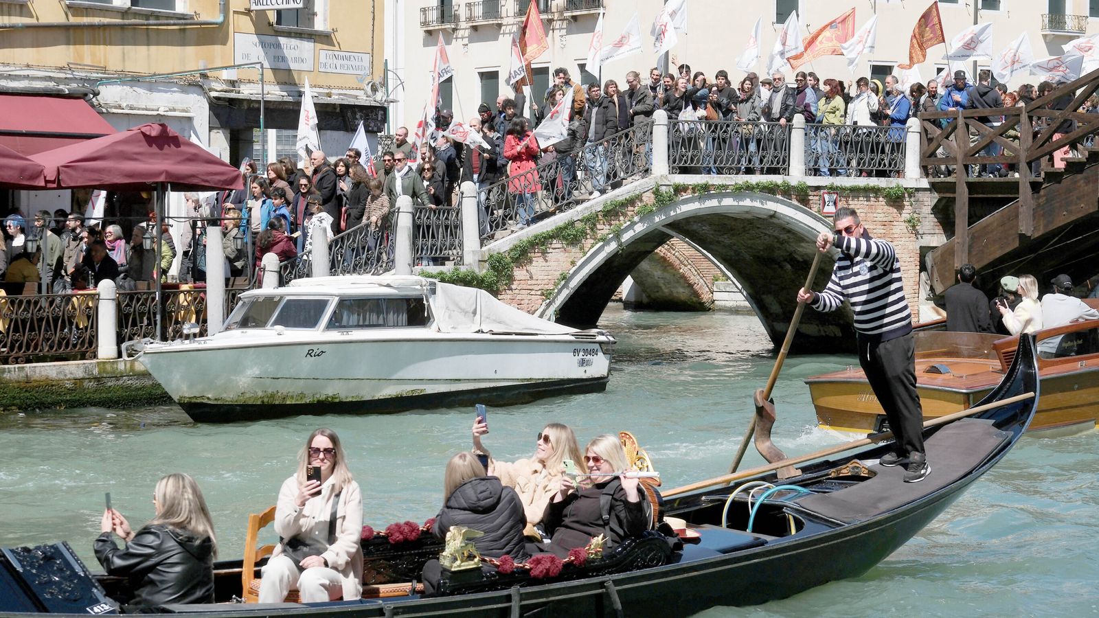 Anger as overcrowded Venice begins charging visitors to enter city from ...