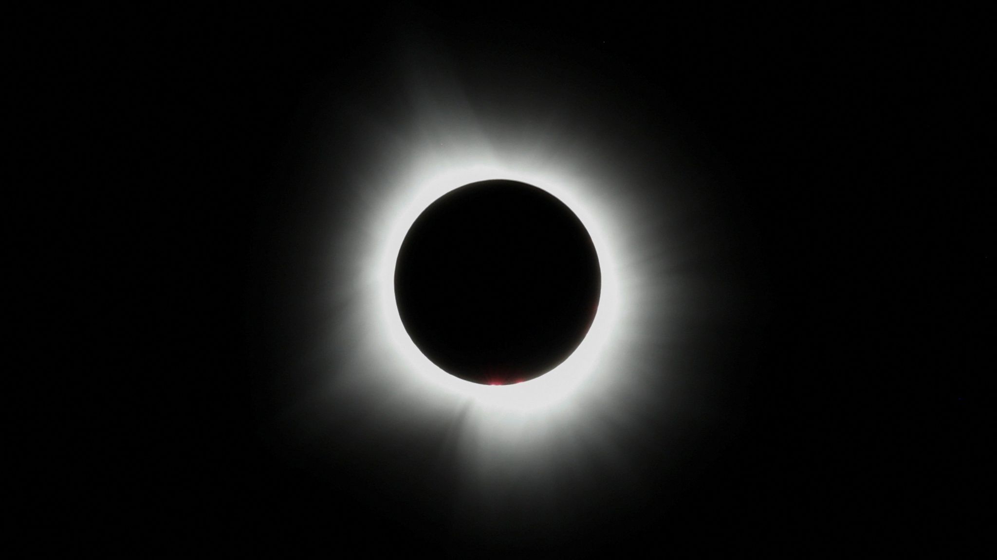 Total solar eclipse plunges parts of Mexico, US and Canada into ...