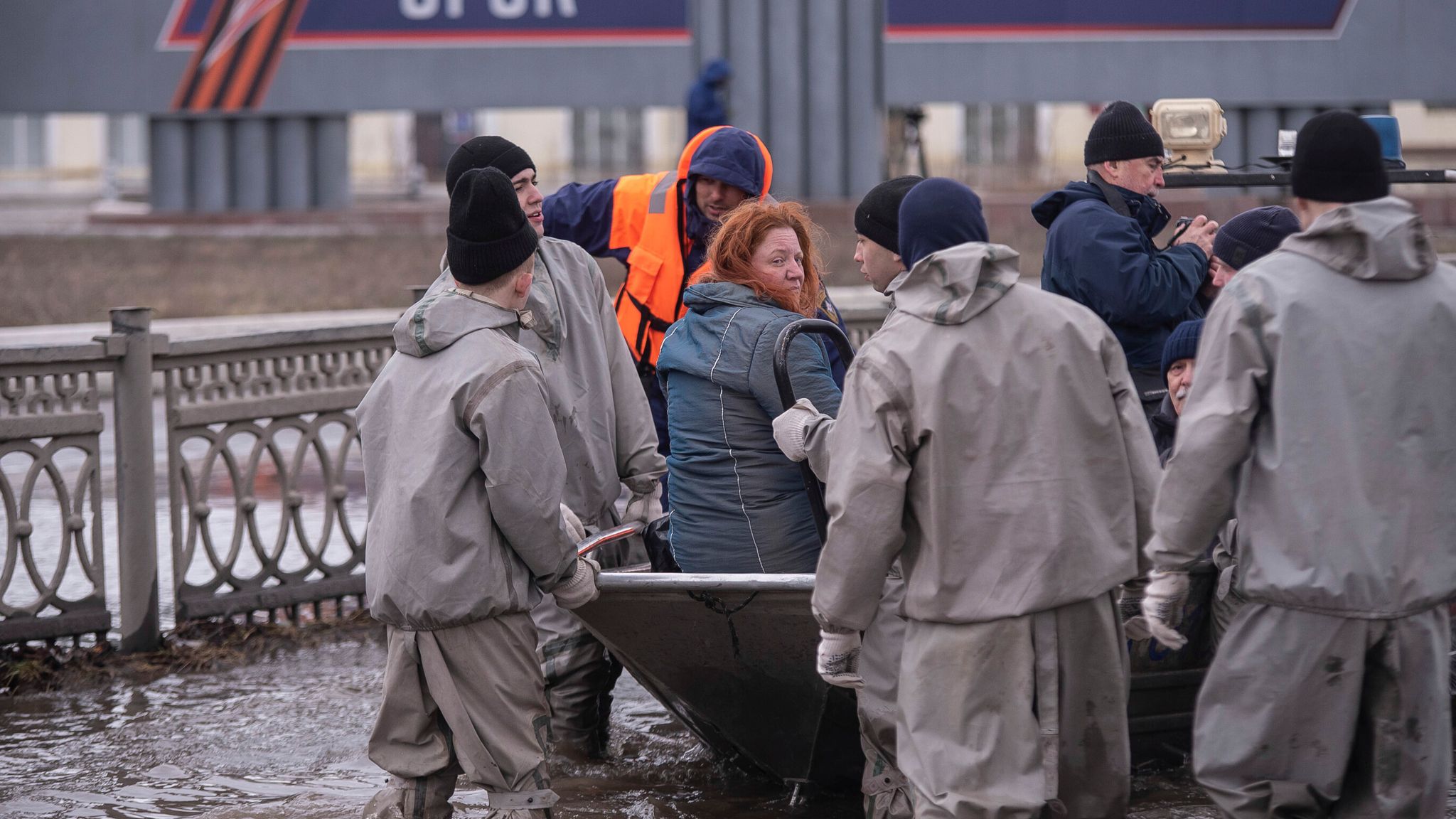 Russia And Kazakhstan Floods More Than 100 000 People Evacuated In