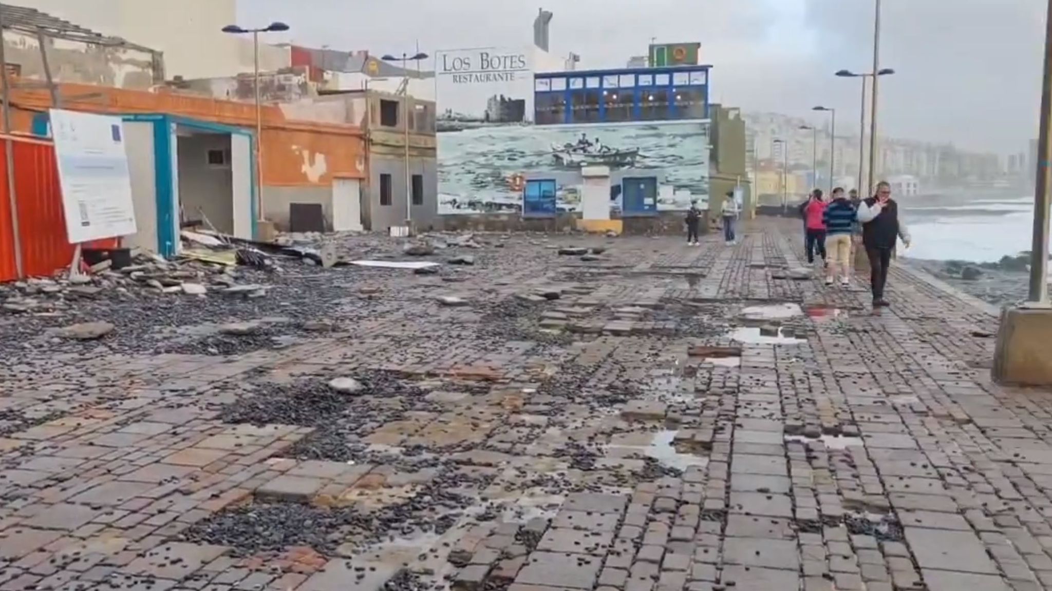 Tourist dies after falling into sea in Tenerife - as footage shows ...