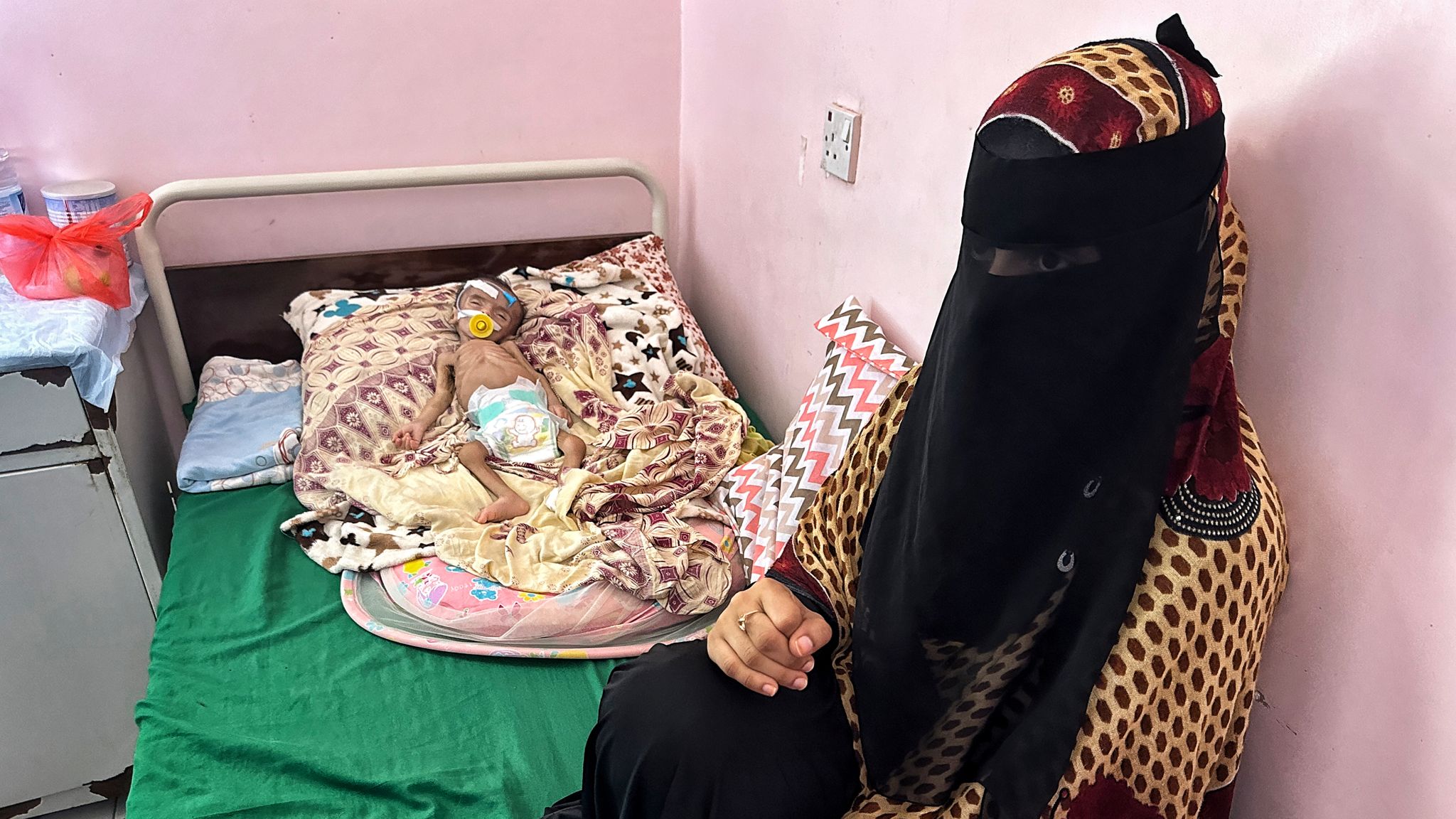 Babies are starving as Yemen teeters on brink of collapse - while ...