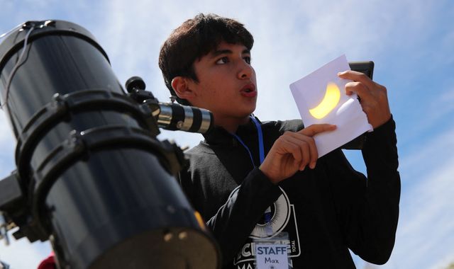 In pictures: Total solar eclipse plunges stretch of North America into ...