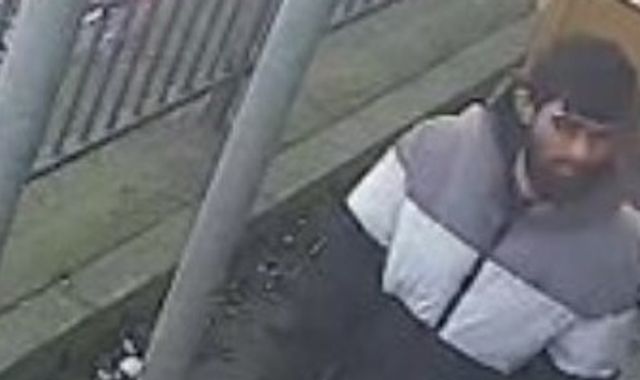 Man wanted over fatal stabbing of woman pushing baby in pram - Vimarsana News