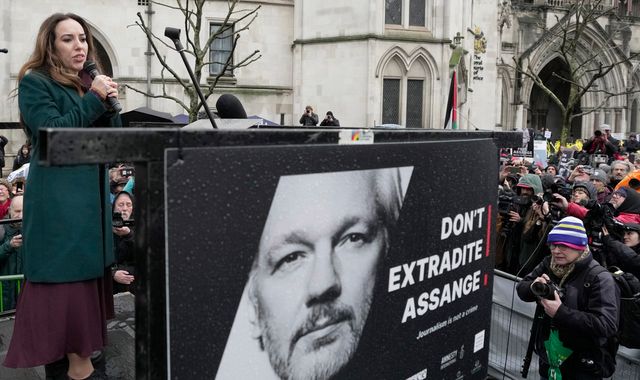 Julian Assange's wife urges Biden to 'do right thing' as Australian PM says 'enough is enough' - Vimarsana News