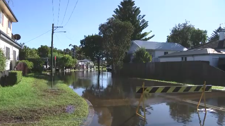 Dozens rescued from Oz floodwaters
