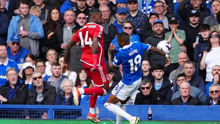 Nottingham Forest&#39;s Callum Hudson-Odoi in action against Everton...s Ashley Young during the Premier League match at Goodison Park, Liverpool. Picture date: Sunday April 21, 2024. PA Photo. See PA story SOCCER Everton. Photo credit should read: Peter Byrne/PA Wire...RESTRICTIONS: EDITORIAL USE ONLY No use with unauthorised audio, video, data, fixture lists, club/league logos or "live" services. Online in-match use limited to 120 images, no video emulation. No use in betting, games or single club/league/player publications.