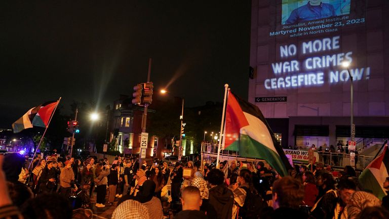 People demonstrate in support of Palestinians in Gaza, during a protest near the annual White House Correspondents’ Association (WHCA) Dinner in Washington, U.S., April 27, 2024. REUTERS/Nathan Howard