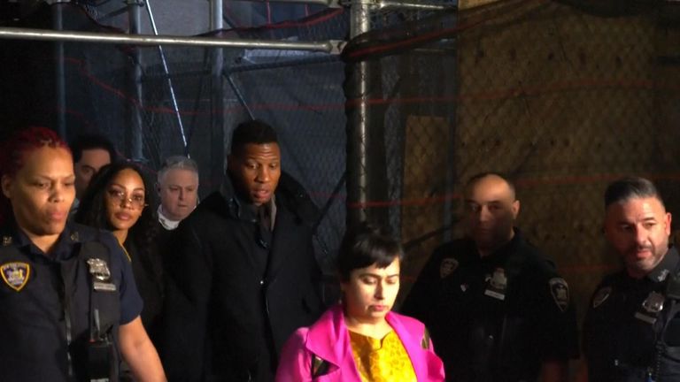 Jonathan Majors: Former Marvel star avoids jail over assault of ex-girlfriend