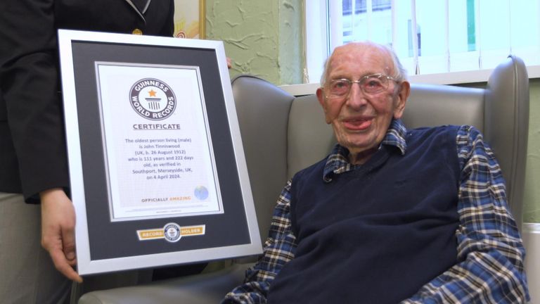 GUINNESS WORLD RECORDS REVEALS

UK’S JOHN TINNISWOOD

IS WORLD’S OLDEST LIVING MAN

AGED 111 AND 222 DAYS OLD