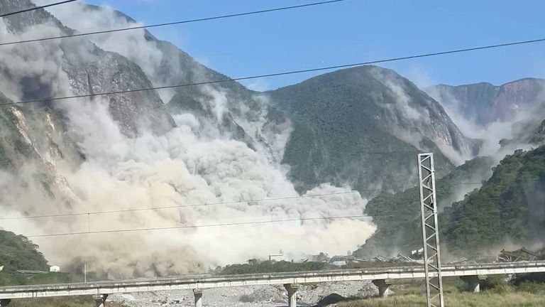 A view of a landslide after an earthquake hit just off the eastern coast of Taiwan, according to Taiwan's Central Weather Administration, in Xiulin, Hualien, Taiwan, April 3, 2024, in this still image obtained from a social media video. Tutuloveeat/via REUTERS THIS IMAGE HAS BEEN SUPPLIED BY A THIRD PARTY. MANDATORY CREDIT. NO RESALES. NO ARCHIVES.