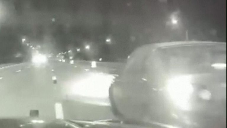 Officer pursues a woman driving the wrong way along Florida highway
